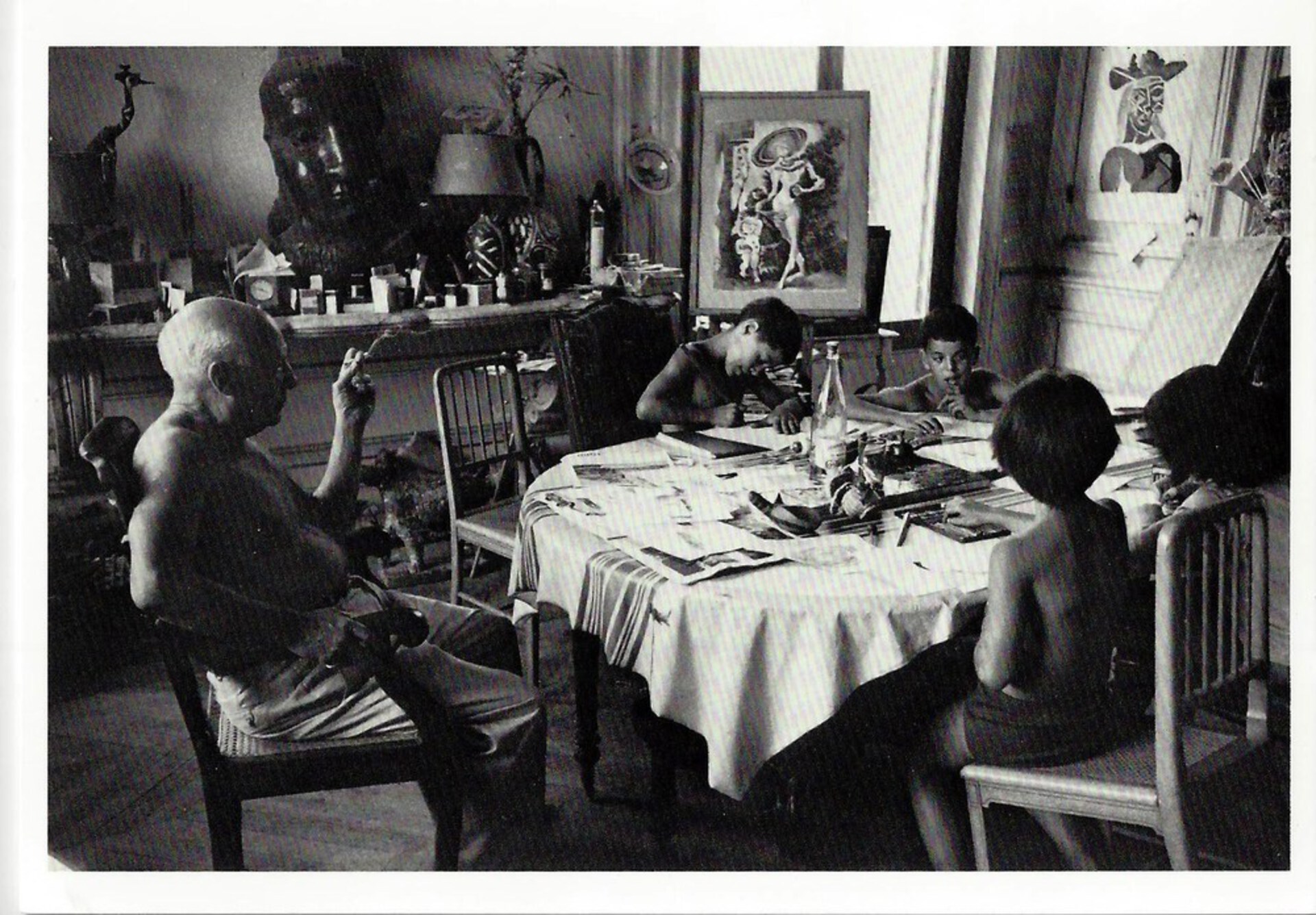 Picasso am Tisch mit seinen Kindern - Lithograp... Picasso am Tisch mit seinen Kindern - Lithograp...