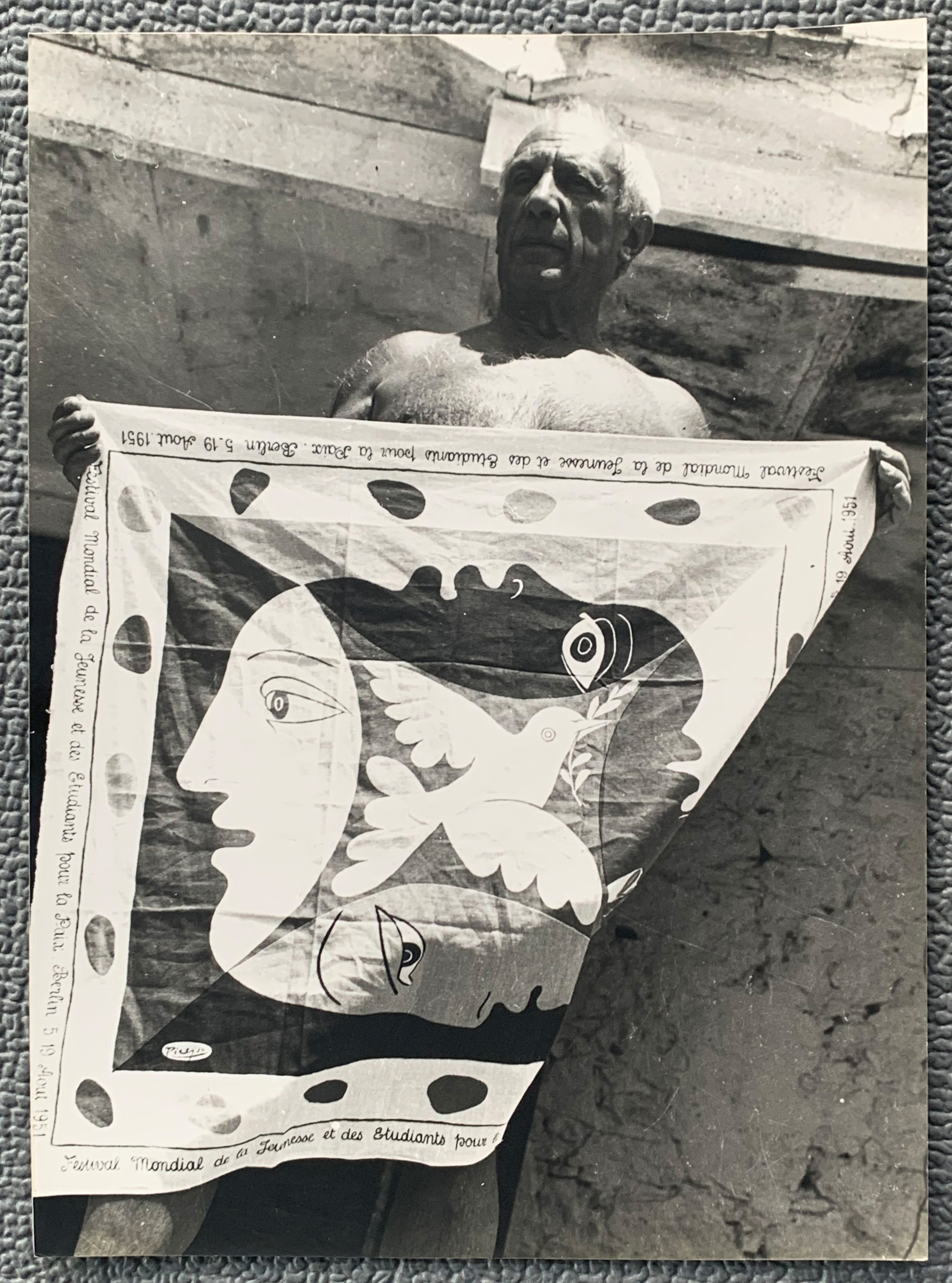 Picasso mit Berlin Foulard